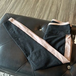 BNWT Beyond YogaSpace Dye On Block High Waisted MIDI leggings